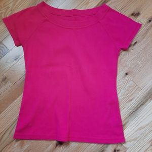 🦋 3 for $12 bright pink t-shirt